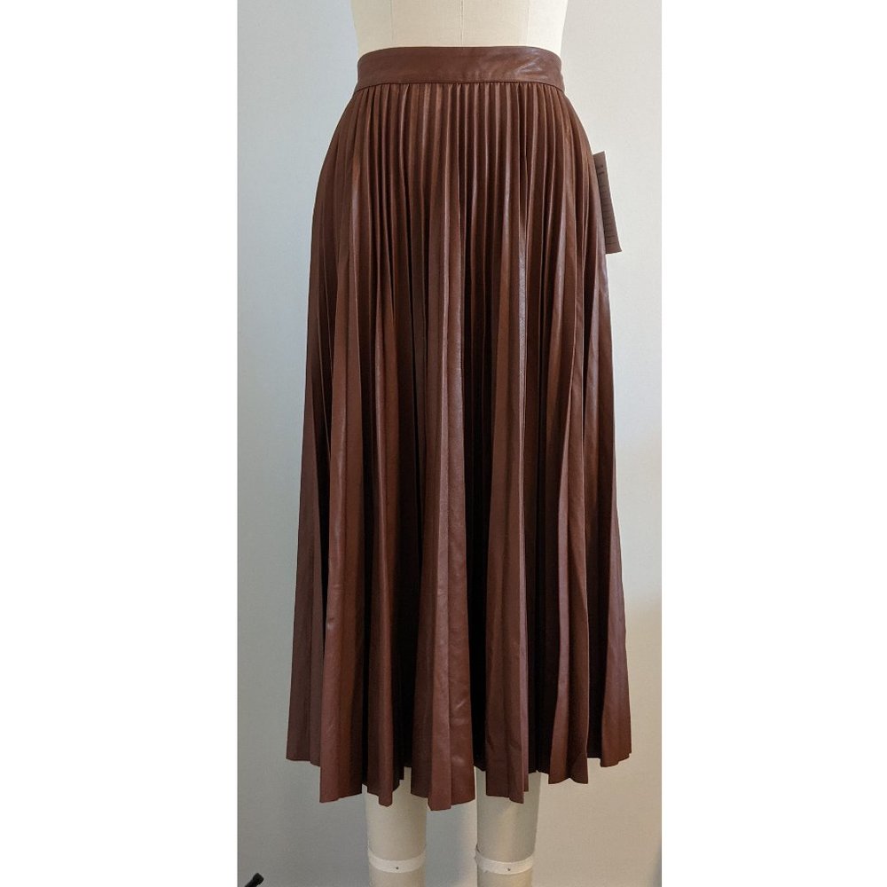 BCBGMAXAZRIA Brown Pleather Pleated Skirt Size S